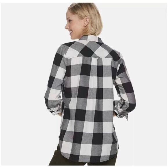 Sonoma women’s black and white checkered flannel shirt, size small  - Picture 2 of 6
